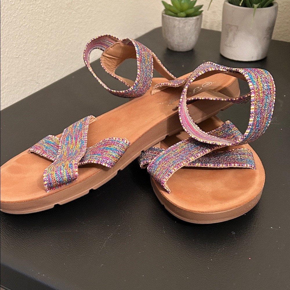 Forever Comfort Colorful Women's Sandals
